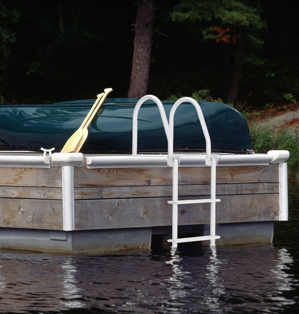 Dock Edge HOWELL™ GALVALUME™ Flip-Up ladder