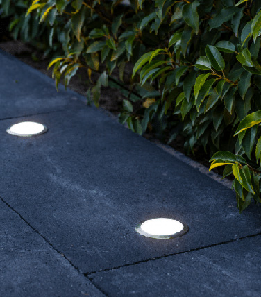 recessed light in walkway